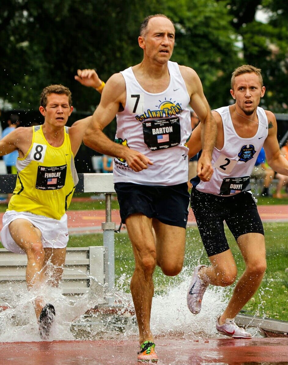 Brad schools the kids in 3K steeple.