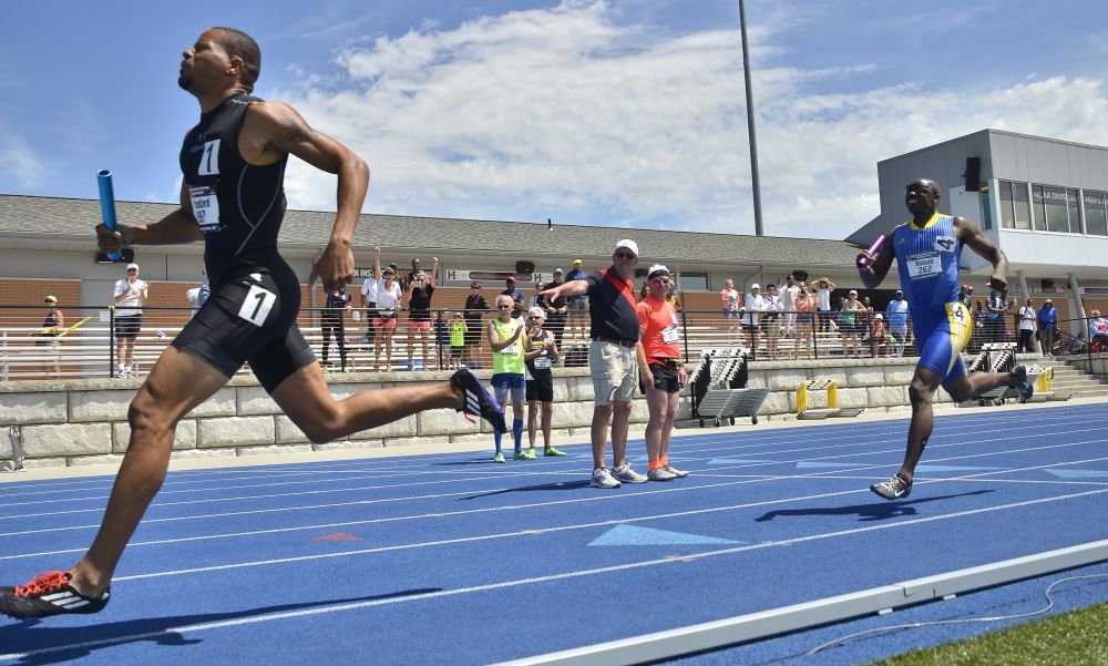 Allen reaches finish line ahead of Antwon in a sizzling relay on a day that dodged rain bullet.